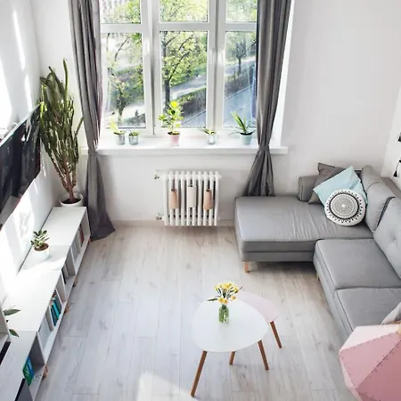 Studio - Entresol, Park Nearby - By Rentujemy Apartman