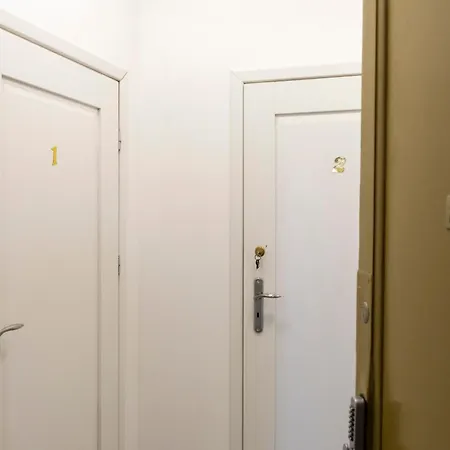 Apartament Studio - Entresol, Park Nearby - By Rentujemy Kraków