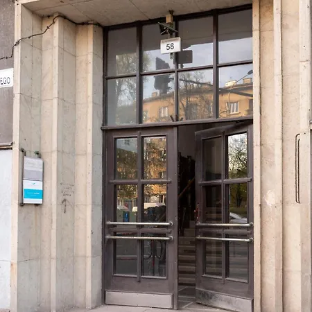 Apartamento Studio - Entresol, Park Nearby - By Rentujemy *